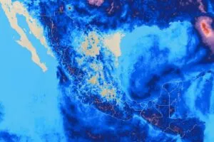 Mapa climático con lluvias intensas en México durante octubre, mostrando acumulaciones extremas