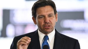 Vista conceptual del futuro aeropuerto de despegue vertical en Florida Central con aeronaves eléctricas eVTOL.