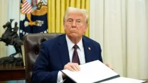 Regalos diplomáticos de alto valor relacionados con decisiones políticas de Trump en Estados Unidos