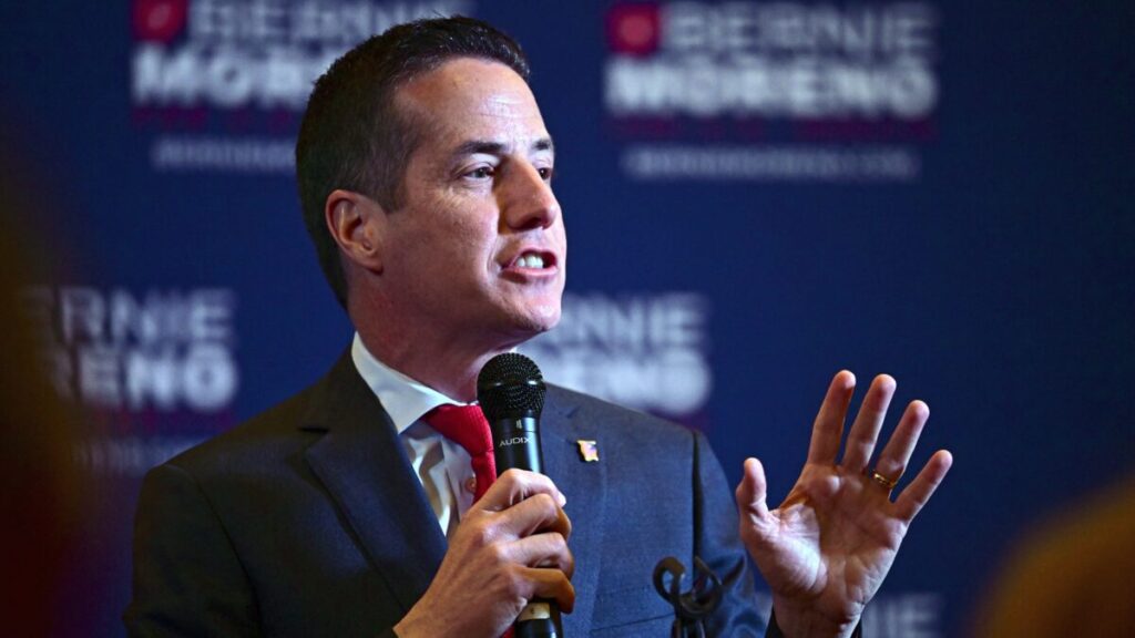 Propuesta de Bernie Moreno sobre doble ciudadanía y debate legal en Estados Unidos