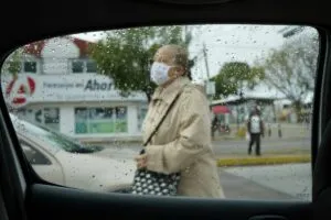 Viento intenso y clima gélido afectan a México por el Frente Frío 25
