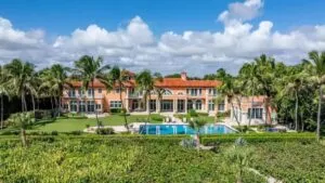 Casas de lujo y condominios millonarios frente al mar en Miami