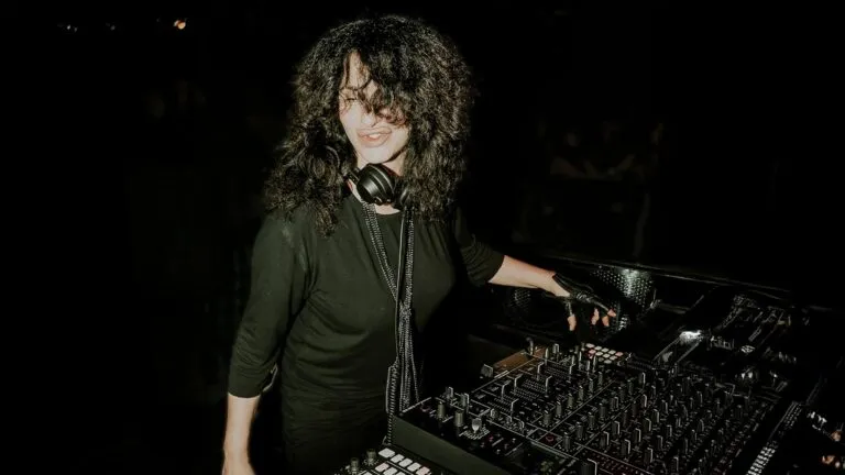 Nicole Moudaber celebra su cumpleaños con un set especial en Club Space de Miami