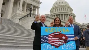 Congresistas de Florida exigen mayor presión internacional sobre Cuba desde Estados Unidos