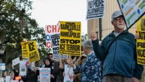 Activistas de Florida se suman a protestas contra ICE y al paro nacional en Estados Unidos