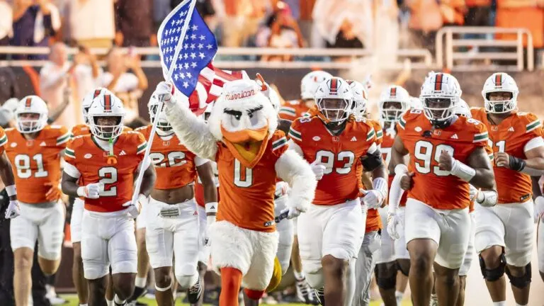 Miami Hurricanes avanzan al Final Four del CFP tras vencer a Ohio State