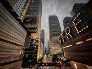 Celebración cultural en Miami con premios de narrativa en español y poesía