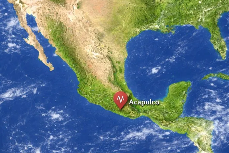 Ubicación geográfica del sismo en Acapulco mostrado en un mapa de México y Centroamérica