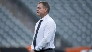Troy Aikman asesora a Miami en la búsqueda de nuevo gerente general