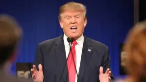 Trump amenaza con aranceles a Europa en disputa por Groenlandia y genera protestas internacionales