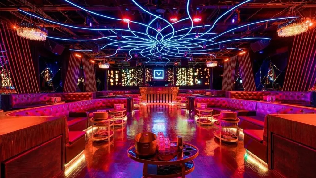 Nightclub de Miami Vendôme enfrenta controversia tras difusión de videos con saludos nazis en el interior del club