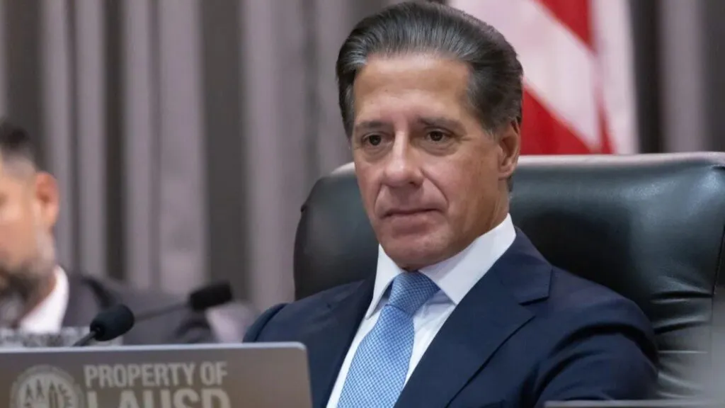 Alberto Carvalho vinculado a investigación del FBI en Los Ángeles y Florida