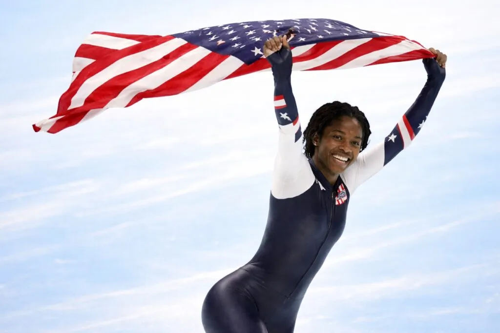 Erin Jackson elegida abanderada olímpica de Estados Unidos junto a Frank Del Duca en Milán-Cortina