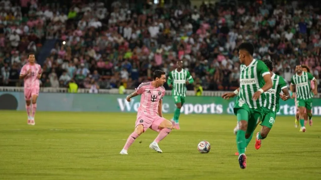 Inter Miami celebra victoria ante Atlético Nacional con Lionel Messi en Medellín