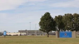 Instalación penitenciaria en Indiana donde falleció detenido de ICE bajo investigación