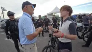 Jack Doherty escoltado por seguridad tras incidente en torneo del PGA Tour en Arizona