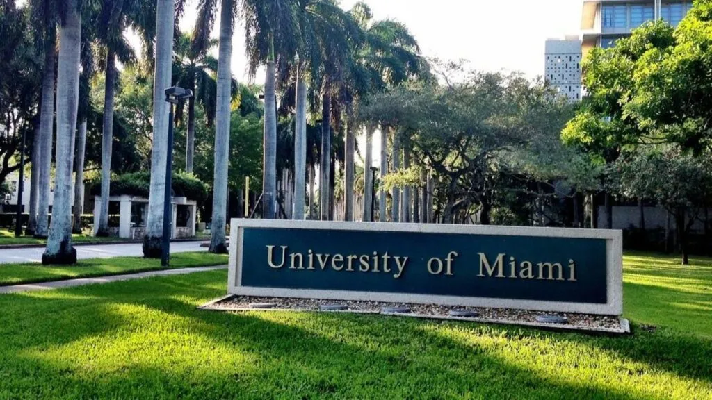 Jeffrey Epstein vinculado a correos sobre financiamiento académico con un profesor de la Universidad de Miami