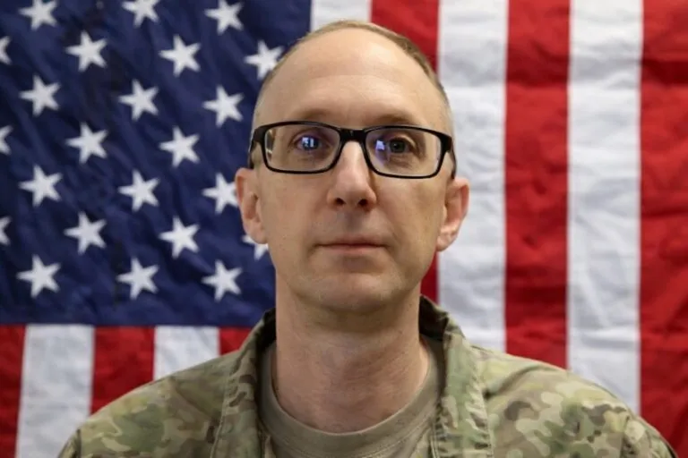 militares estadounidenses en centro de mando en Kuwait tras ataque de dron Kuwait