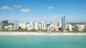 investigación federal por fraude inmobiliario en Miami relacionada con proyectos de condominios