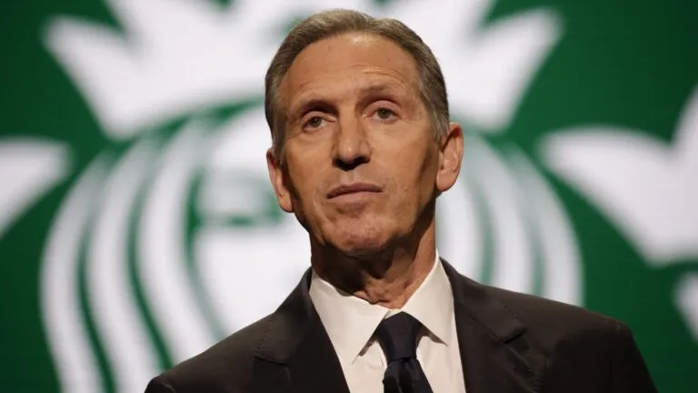 llegada de Howard Schultz a Miami como parte del éxodo de multimillonarios hacia Florida