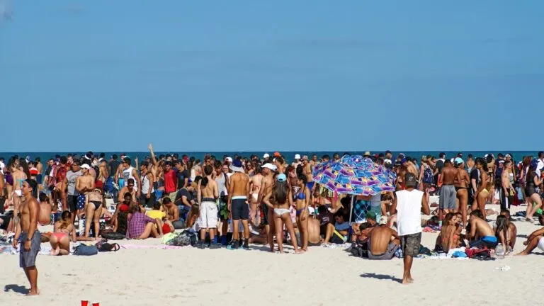 Spring break en Miami Beach con operativos de seguridad, cambios de tráfico y miles de turistas