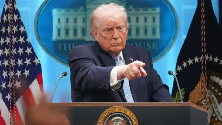 Donald Trump anuncia amenaza a Irán y posterior alto el fuego por el estrecho de Ormuz en medio de tensión internacional