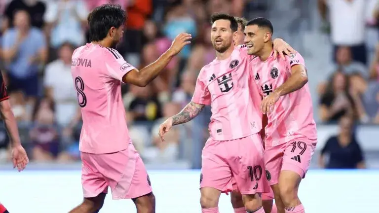 Messi anota doblete con Inter Miami en victoria ante Colorado Rapids en la MLS