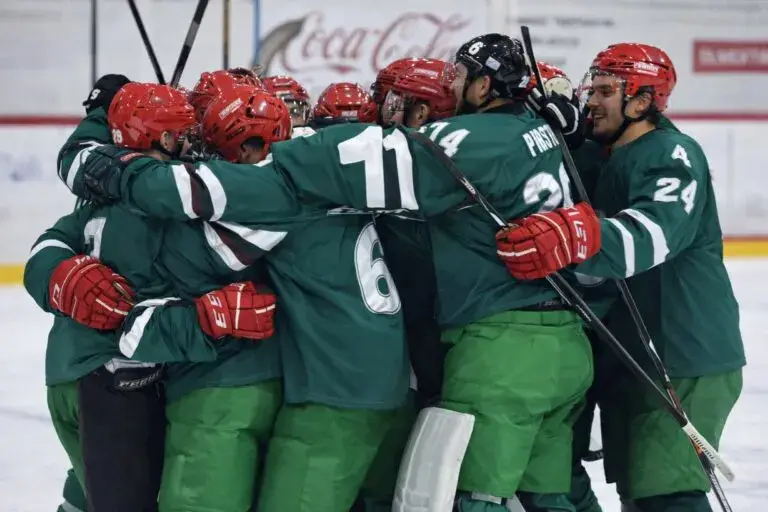 Equipo de México celebra plata hockey México tras torneo internacional competitivo