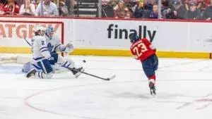 Panthers vs Maple muestra crisis de equipos NHL con jóvenes jugadores en partido de cierre de temporada