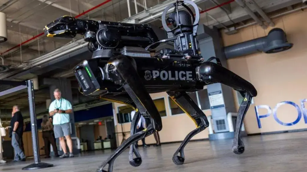 PETA propone reemplazar perros policía con robots en debate sobre seguridad y tecnología