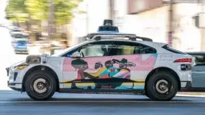 Waymo en Miami con autos autónomos circulando en la ciudad como nuevo servicio de transporte sin conductor