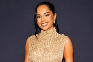 Becky G Miami participa en evento solidario para apoyar hospital infantil en Florida