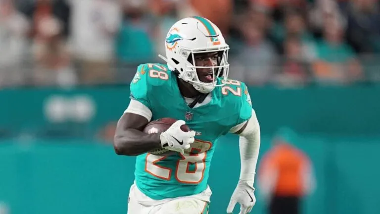 De'Von Achane firmó extensión millonaria para continuar con Miami Dolphins hasta 2030