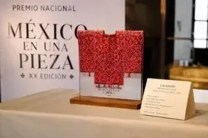 Artesanas de Aldama muestran textiles tradicionales de Chiapas tras ganar premio nacional en México