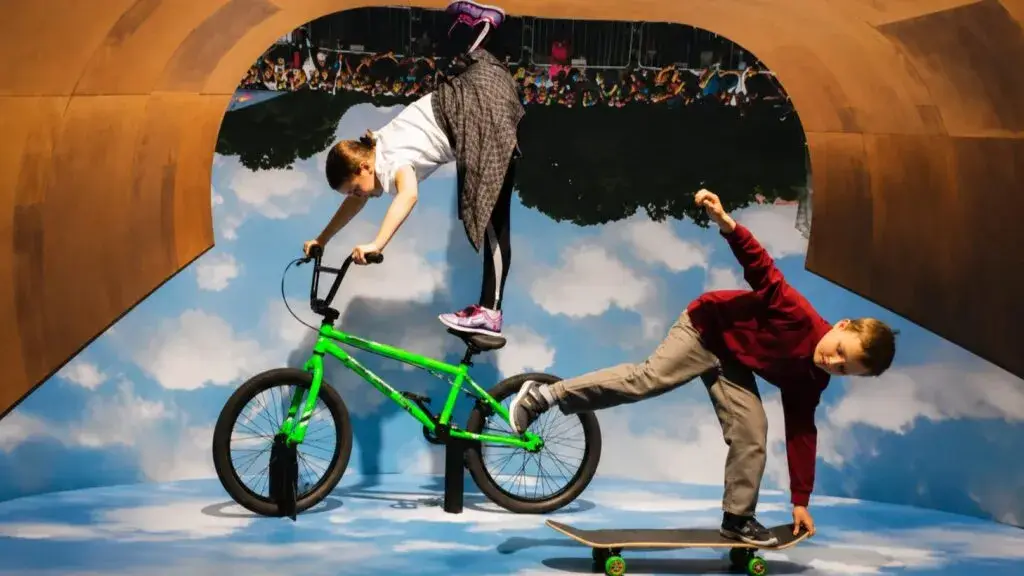 Extreme Sports: Beyond Human Limits presenta experiencias deportivas interactivas en Frost Science Miami