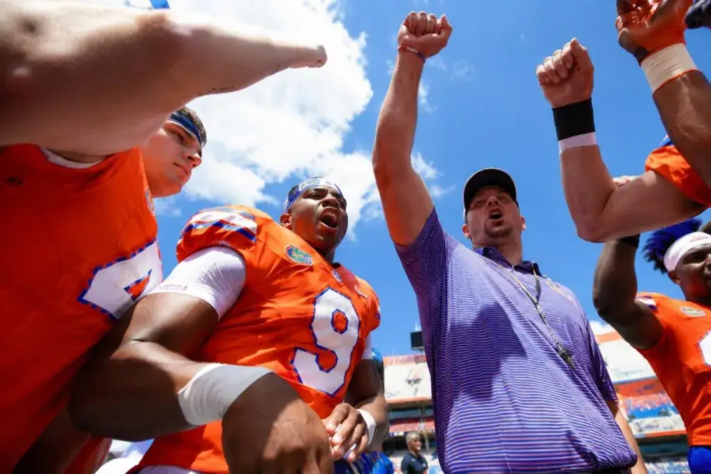 Florida football fortalece su clase 2027 con nuevos reclutas universitarios en Gainesville
