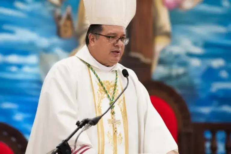 Inmigrantes hispanos fortalecen la Iglesia en Estados Unidos con participación comunitaria y crecimiento reciente