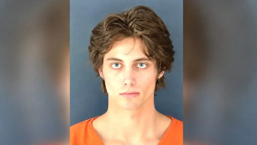 Influencer Mason Hull fue arrestado en Florida tras una investigación relacionada con material ilegal en Telegram