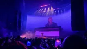 Kid Cudi presenta concierto con visuales inmersivos y clásicos del hip hop en South Florida