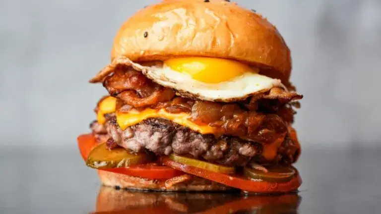 La Birra Bar abrió restaurante en Coral Gables con hamburguesas argentinas estilo smash