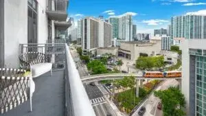 Miami registra altos costos de vivienda y se convierte en la ciudad menos asequible para rentar en Estados Unidos