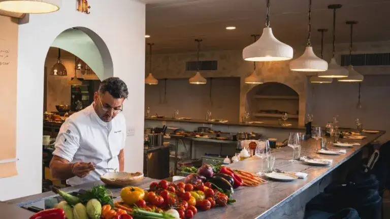 Mutra obtiene estrella Michelin y eleva la cocina kosher en Miami