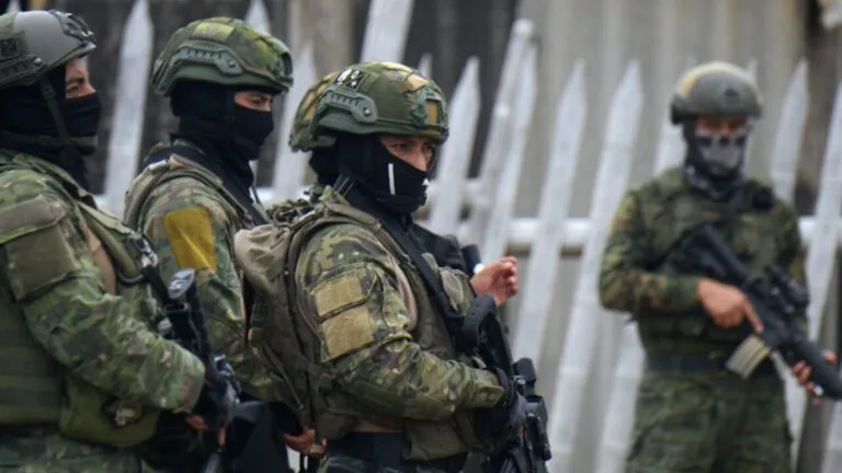 Ecuador aplica un nuevo estado de excepción para enfrentar la violencia criminal en varias provincias
