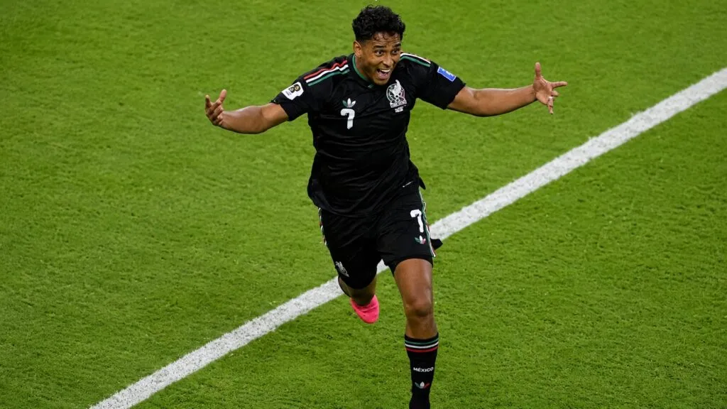 Luis Romo celebra el gol que dio a México el liderato del Grupo A en el Mundial 2026 ante Corea del Sur