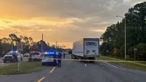 Mexicano fallece durante un operativo migratorio de ICE en Florida tras intentar escapar de los agentes.