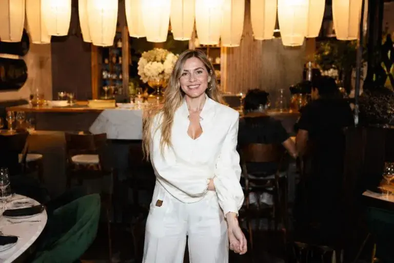 Profesora argentina que decidió empezar de cero en Miami enfrentando nuevos retos económicos y laborales.