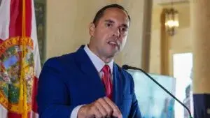 Bryan Ávila se suma a la fórmula republicana para las elecciones de Florida.