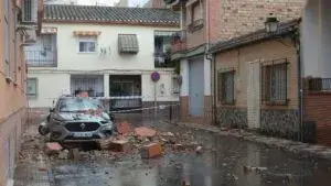 España registra un sismo de magnitud 5 en Granada con daños materiales, decenas de temblores y activación del plan de emergencia.