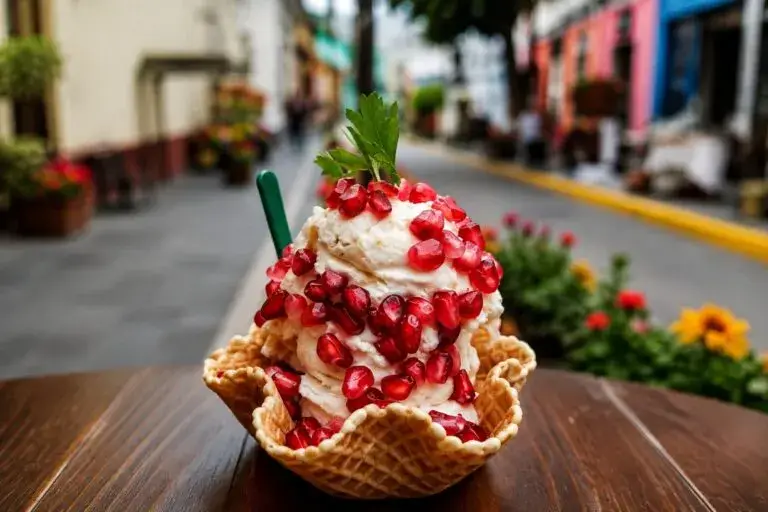 Chile en nogada inspira hamburguesas, tacos, gelato y postres durante la temporada gastronómica en México