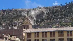 Sismo de magnitud 7,2 en Ayacucho deja heridos y daños materiales